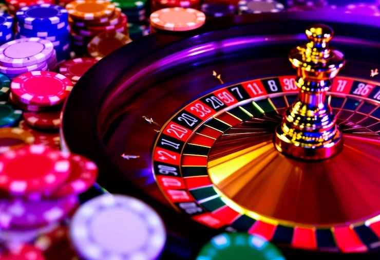 tt678 mobile app showing live casino table selection and low-data mode toggle